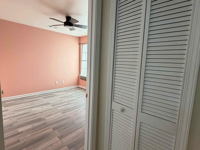 1936 Oakwood Grove Dr — Photo 25