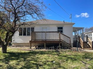 16 W 3rd St, Hamilton, ON L9C3J6