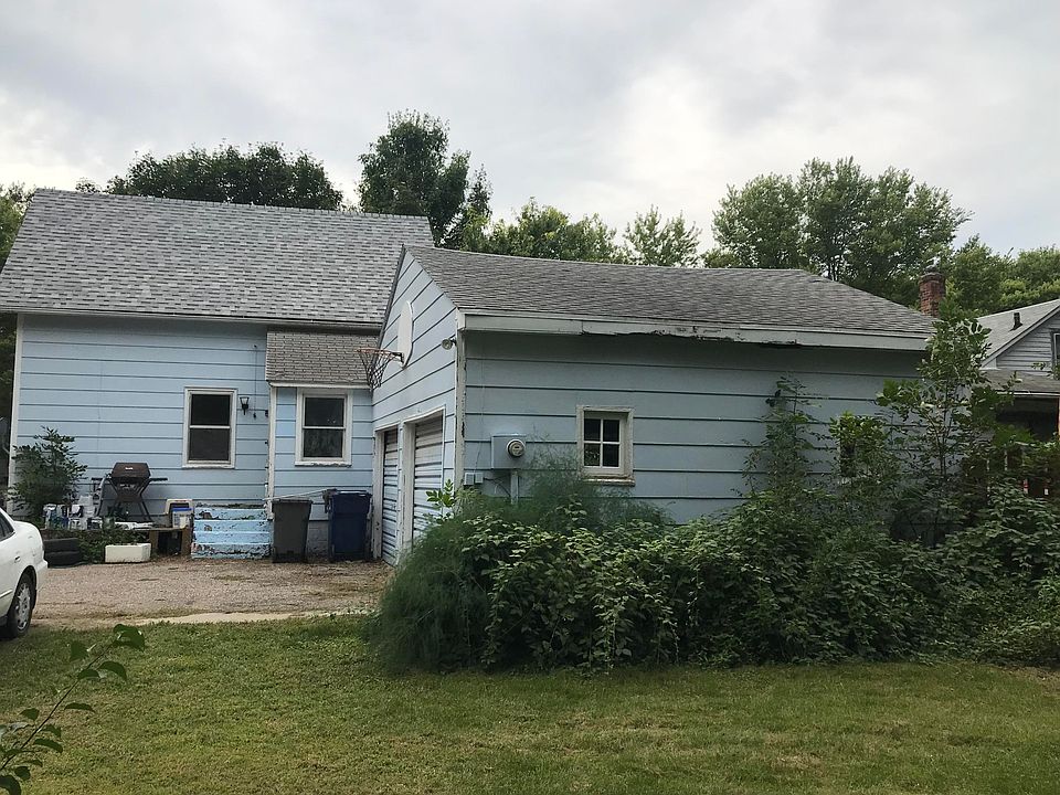 2nd image of 1702 2nd Ave E