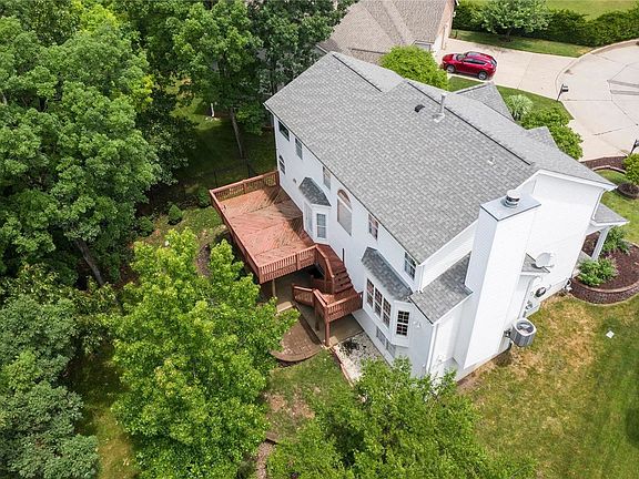 2nd image of 777 Whispering Forest Dr