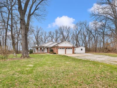 1114 Oak Ridge Ln, Bolivar, MO, 65613