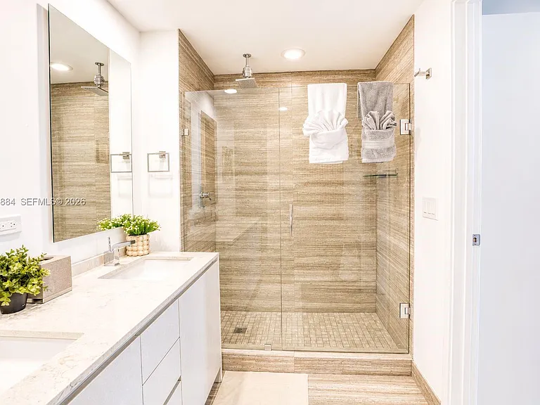 1010 Brickell Ave #2402 — Photo 12
