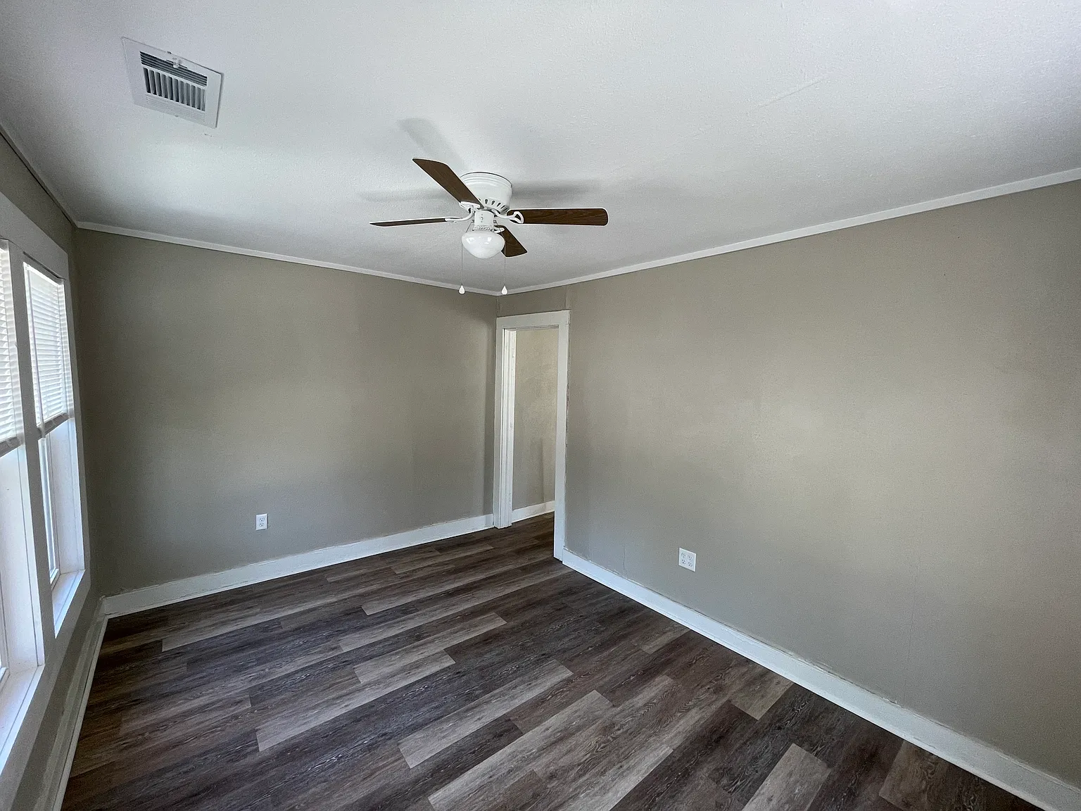 1 bed, 560 sqft, $540 — Photo 4