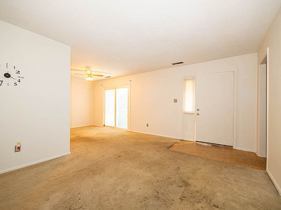 5th image of 10177 Penrith Dr