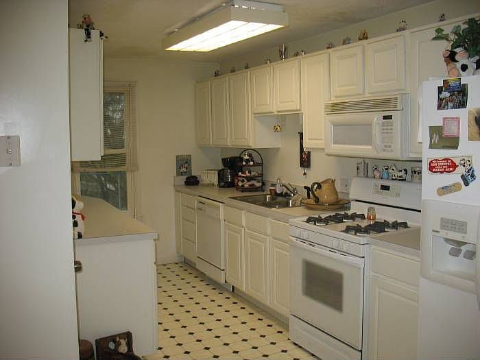 2nd image of 715 Ogontz St