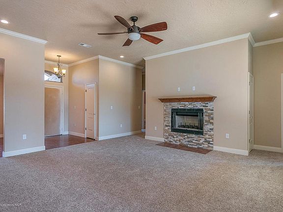 3rd image of 7417 Albany Dr