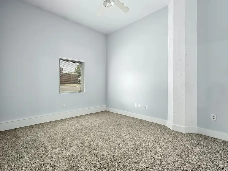 3001 Gillham Rd #104 — Photo 5