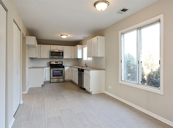 5th image of 580 Peachtree Ln