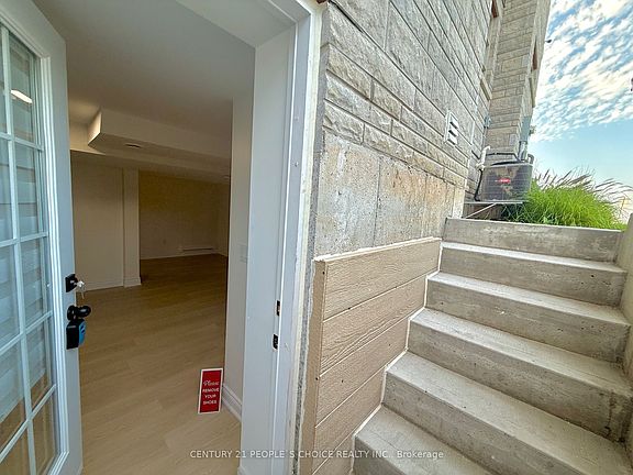5th image of 72 Summersides Blvd S #Basement