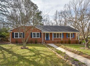 1261 Dovershire Pl, High Point, NC 27262