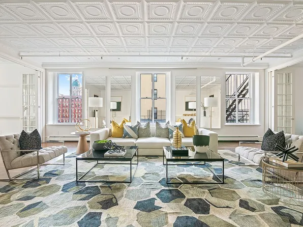 129 Grand St #R4, New York, NY 10013