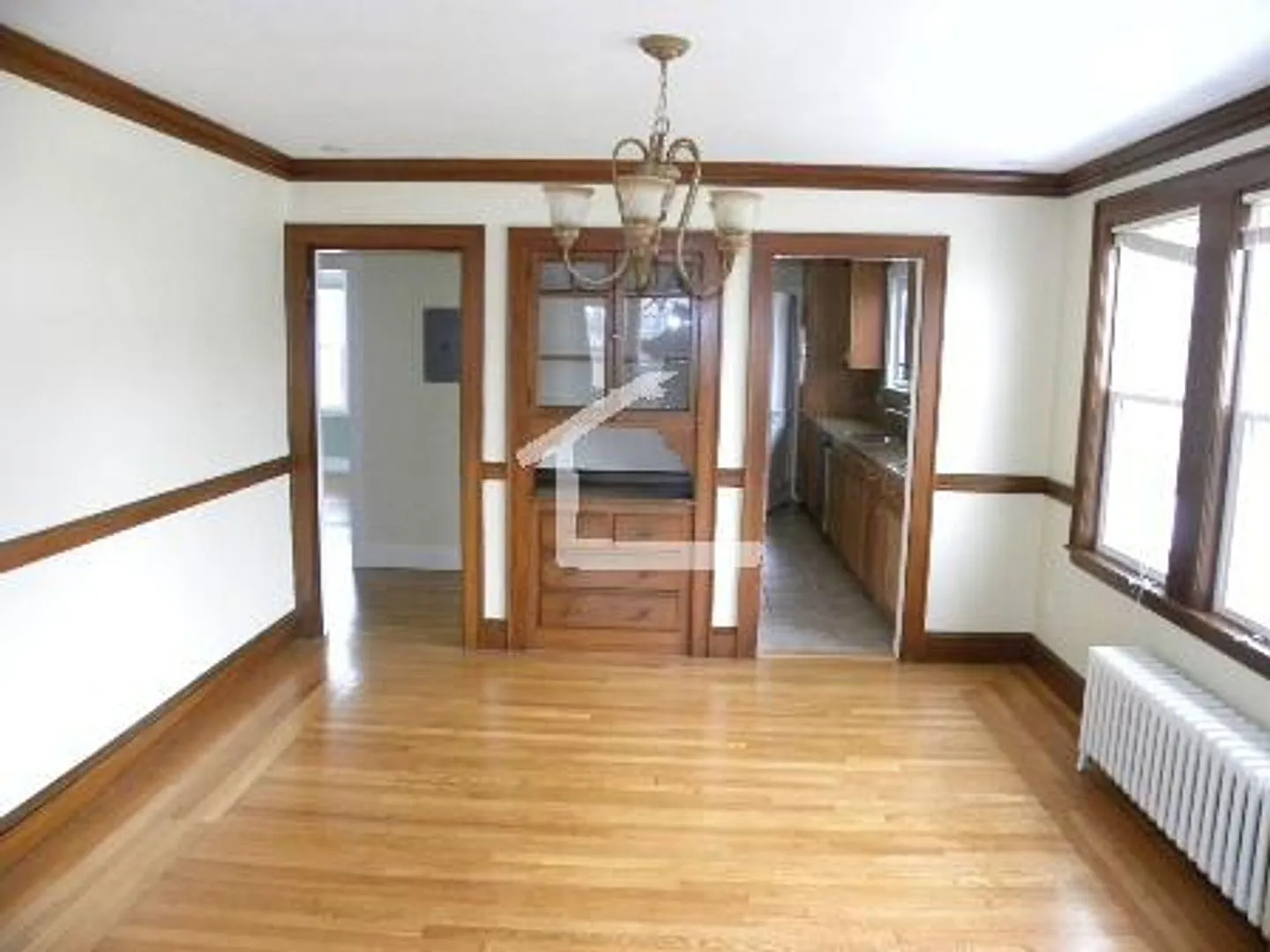 Unique BU Central/East Apt. For YoU 9/1/26 — Photo 3