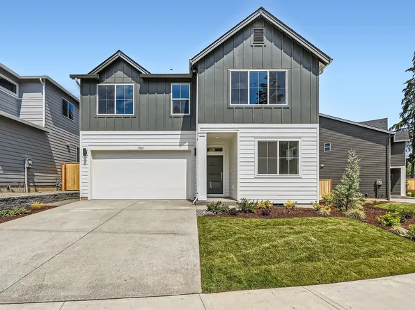 17401 SW Wapato Island Dr, Sherwood, OR 97140