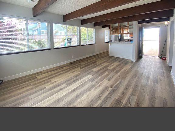 5th image of 212 Treasure Island Ave