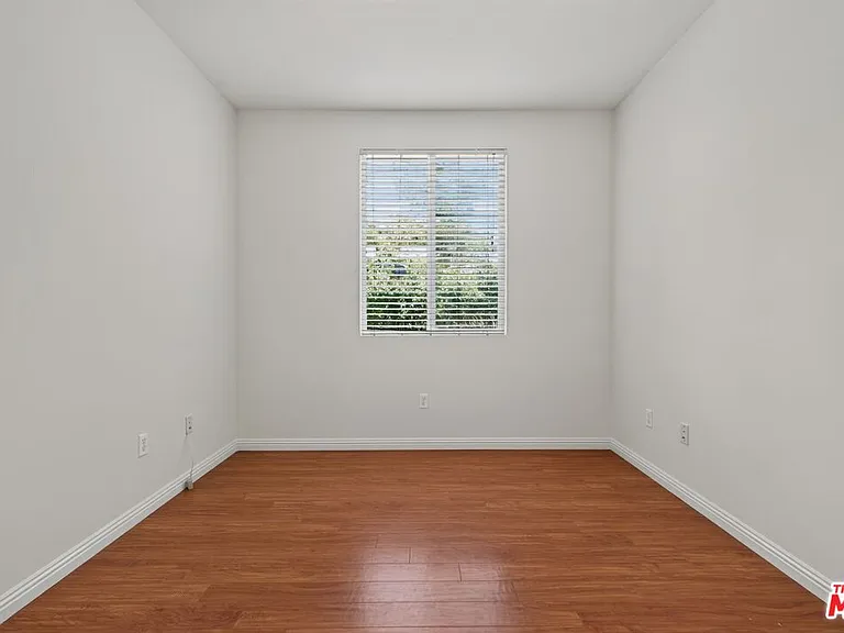360 Avenue 26 #107 — Photo 35