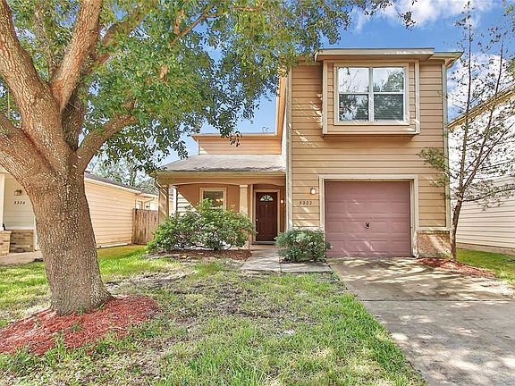 2nd image of 3222 Dartmouth Field Ln