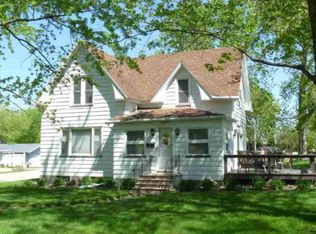 607 Front St, Fairbank, IA 50629