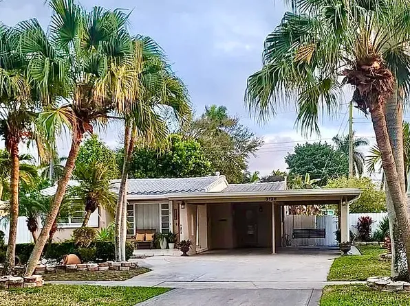 3126 Pierce St, Hollywood, FL 33021