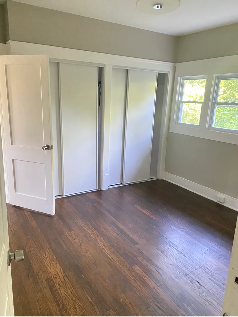 Building Photo - 1683 Colonial Dr #1677