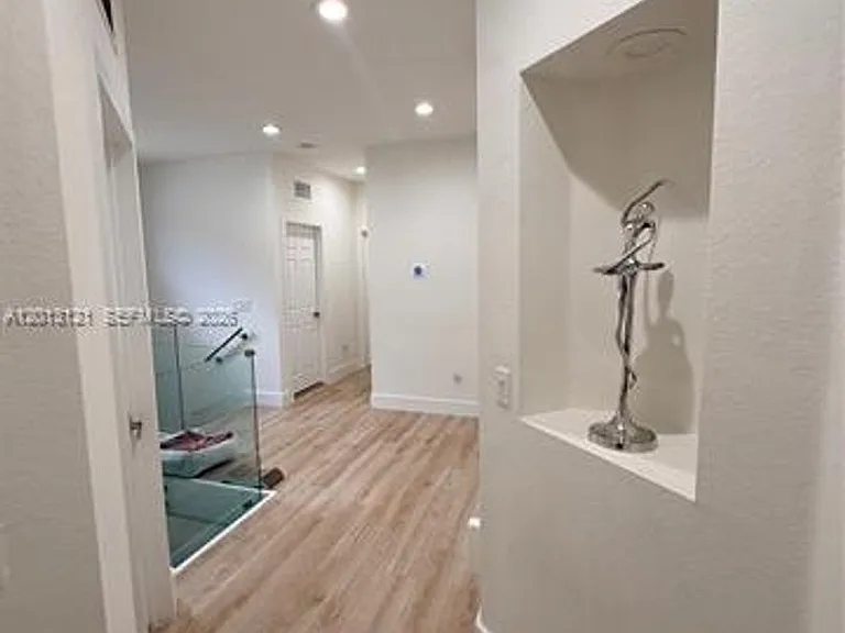 8640 NW 101st Pl — Photo 28