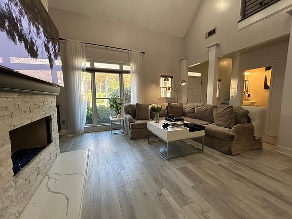 5th image of 2535 Village Creek Lndg