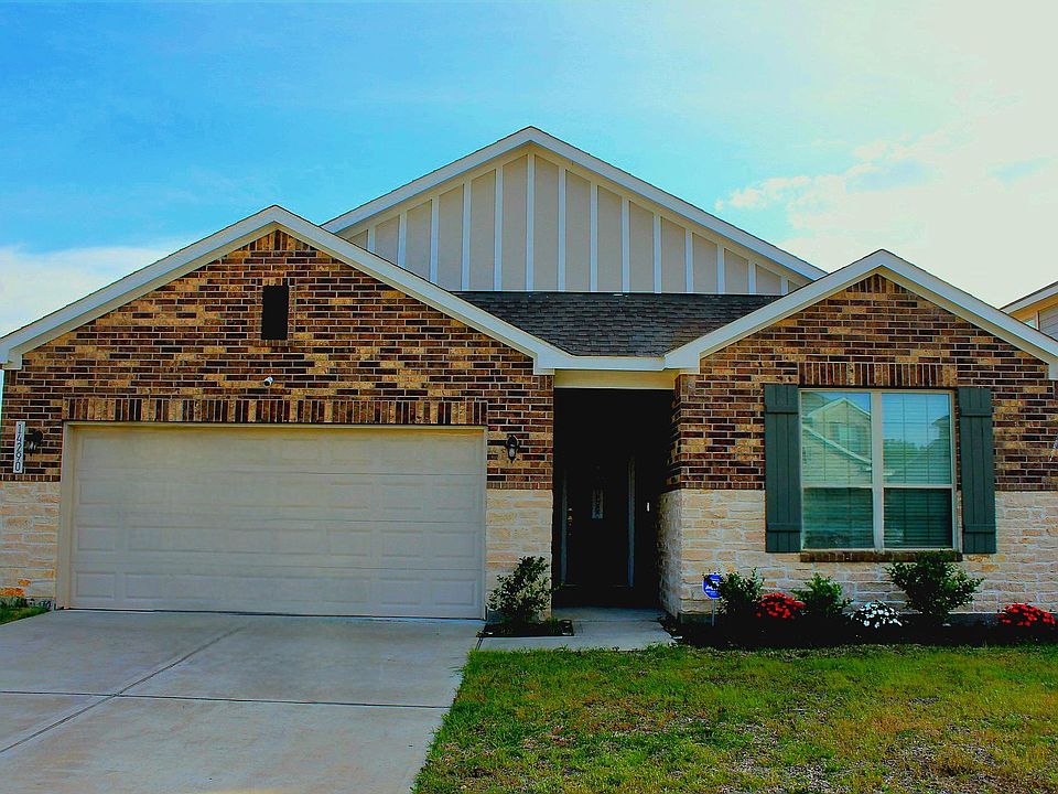 1st image of 14290 High Hill Dr