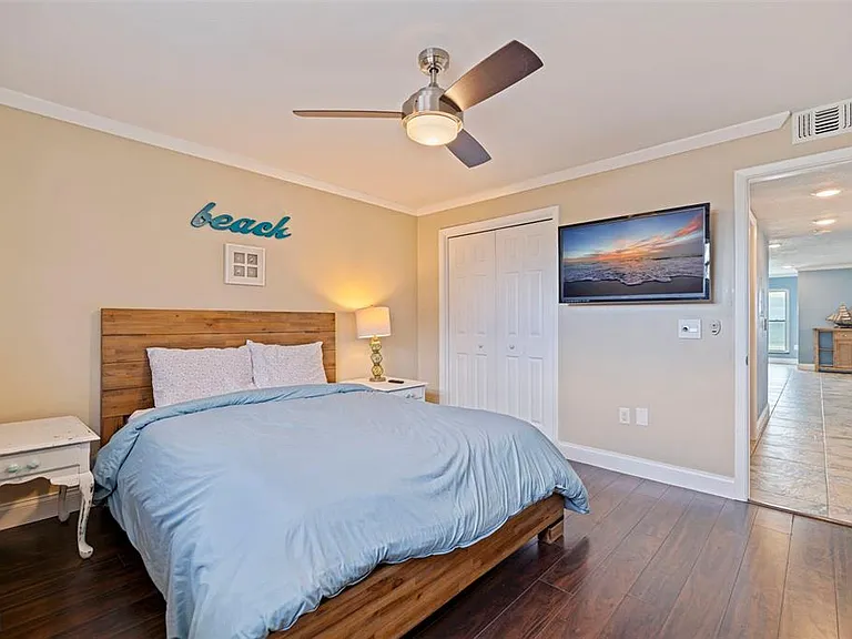 5000 Gulf Blvd #301 — Photo 28
