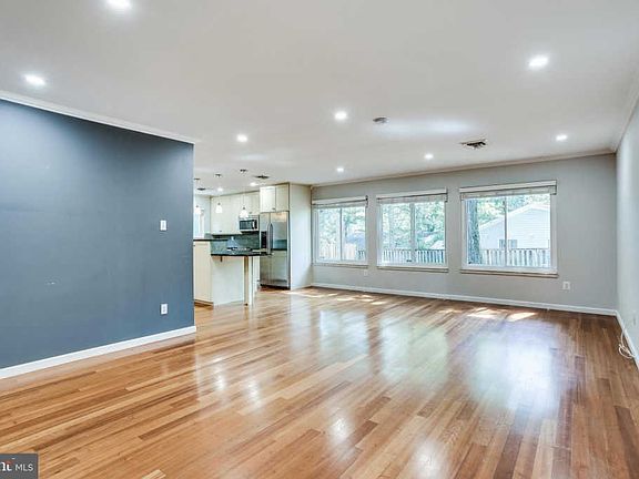 3rd image of 12609 Westlodge Ct