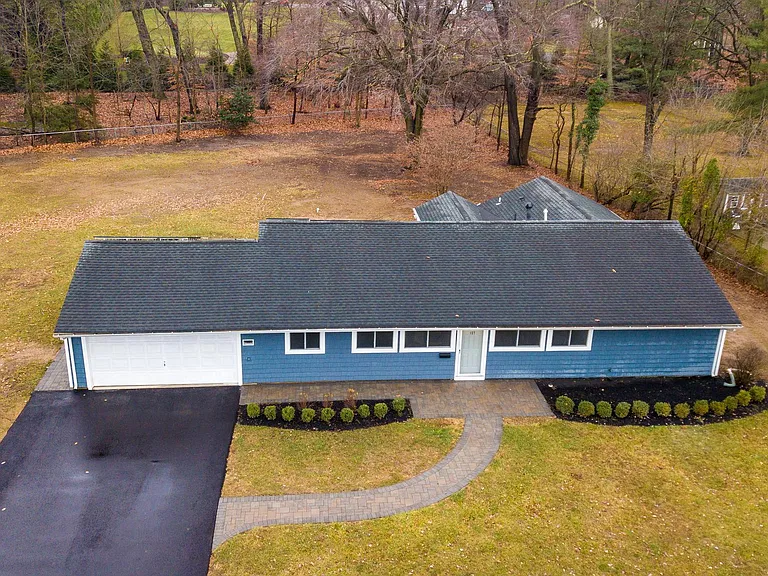 127 Kendall Rd — Photo 38