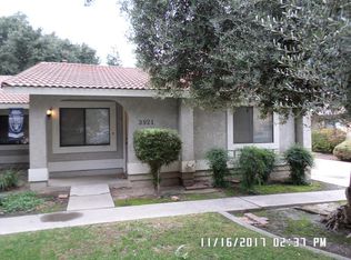 3921 S Shady Ct, Visalia, CA 93277