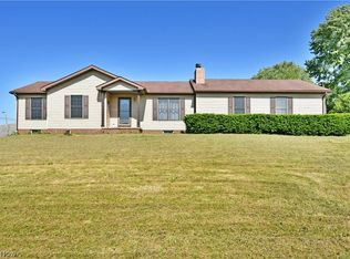6525 Duck Creek Rd, Berlin Center, OH 44401