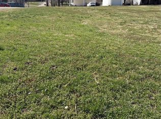 8 Pine St, Park Hills, MO 63601