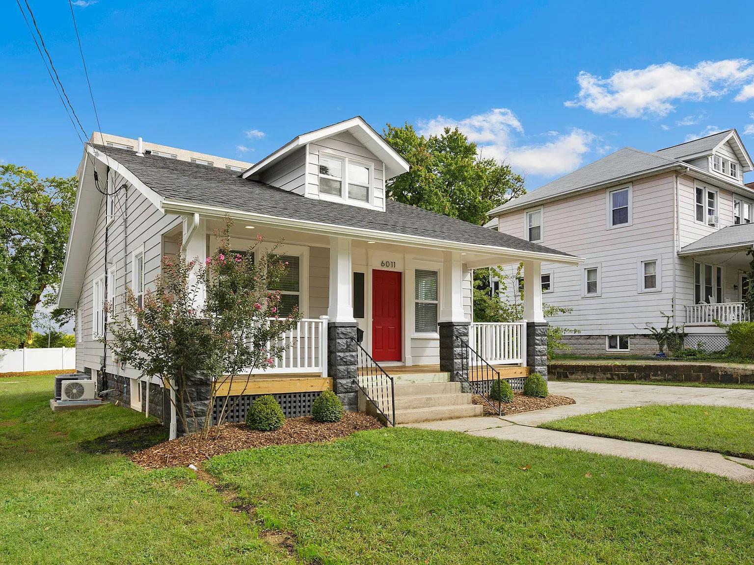 3 bed, 3.0 bath, 1336 sqft, $3,600 — Photo 1