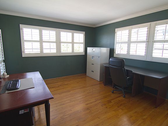 3rd image of 720 N Juanita Ave #1