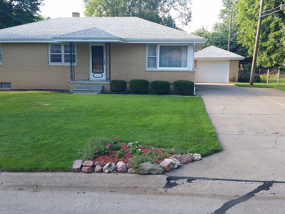 1st image of 3806 Emiline St