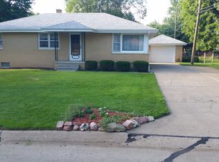 3806 Emiline St, Bellevue, NE 68147