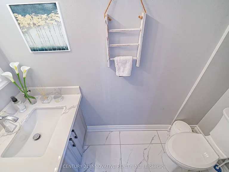 26 Burkwood Cres S — Photo 4