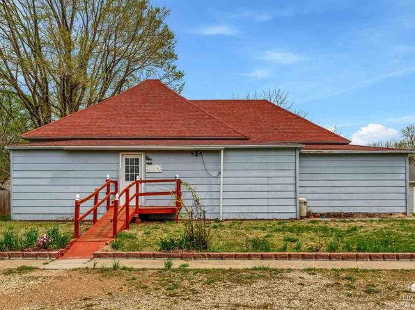 316 S Billings St, Riley, KS 66531