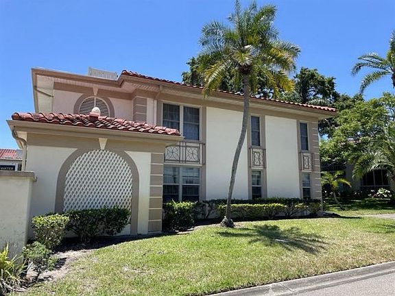 2nd image of 19029 Us Highway 19 N APT 2-10