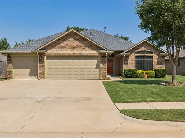4621 Oasis Ln, Yukon, OK 73099