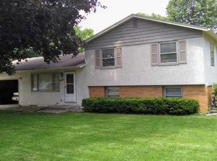 2443 Ronald Ave, White Bear Lake, MN 55110
