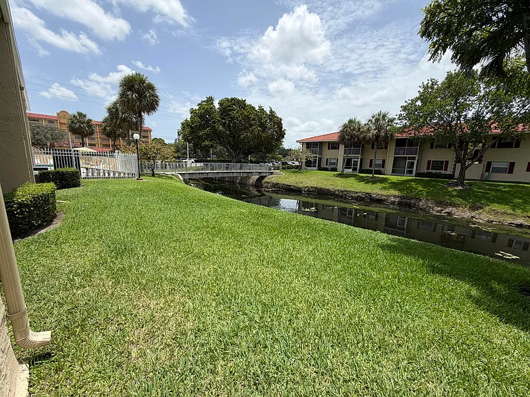 3652 N University Dr #C-3 — Photo 13