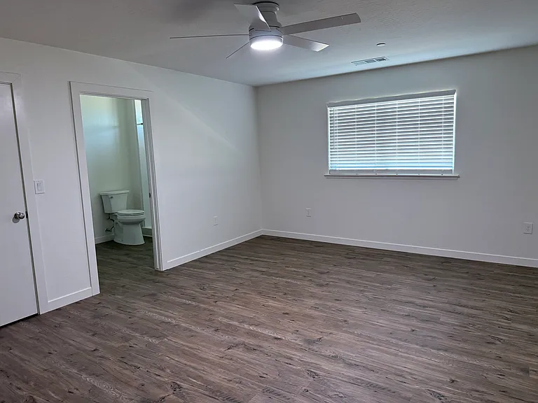 master bedroom, bathroom and walk in closet