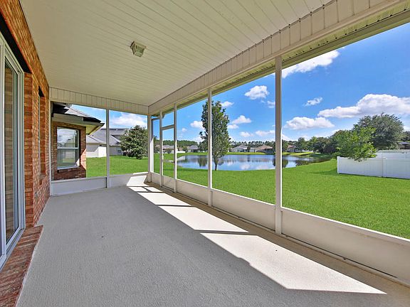 3rd image of 6591 Chester Park Dr