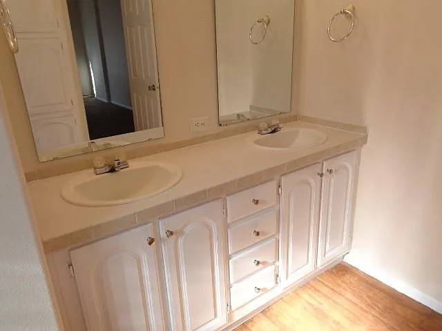 10131 Berrybriar Ln — Photo 5