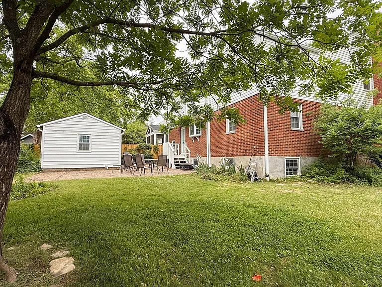 1005 N Lebanon St — Photo 19