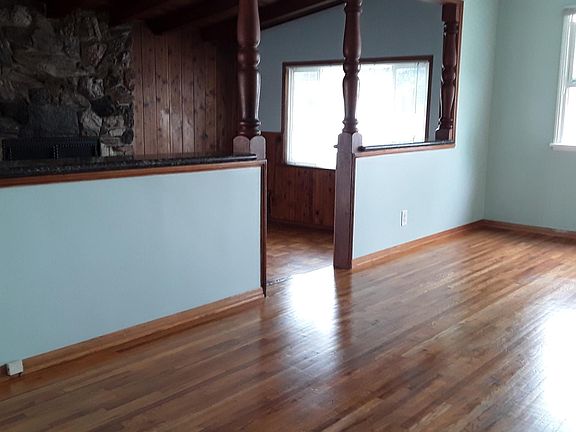 2nd image of 14144 Roscoe Blvd