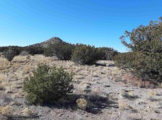 143 Silver Hills Rd, Santa Fe, NM 87508