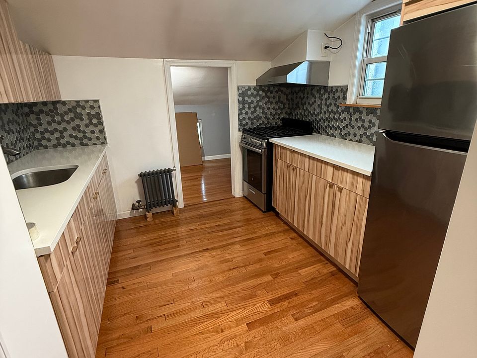1st image of 14-19 Astoria Blvd #3P
