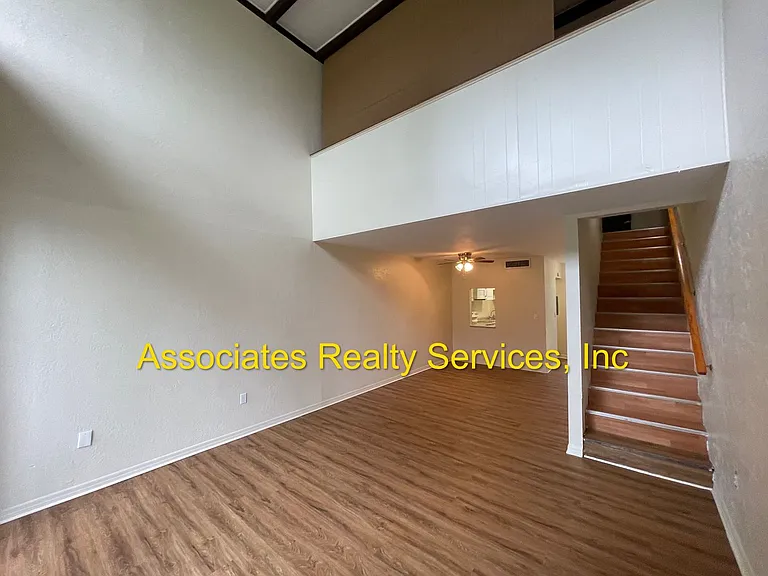 611 SW 75th St #107 — Photo 2